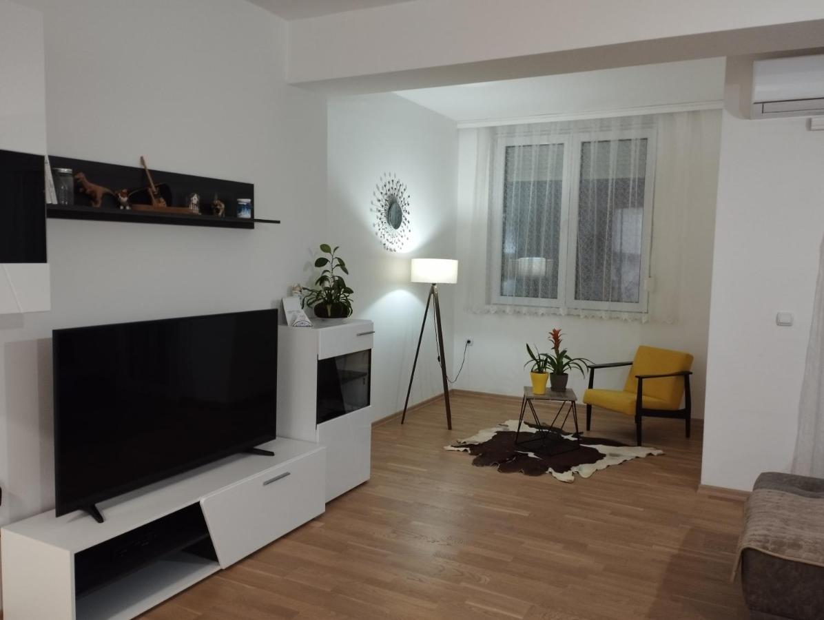 Sofija Apartment Kumanovo Bagian luar foto